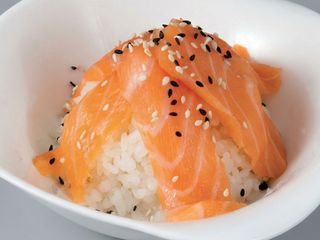 269 - Chirashi salmone