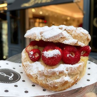 Zeppolino chantilly fragoline senza lattosio monoporzione