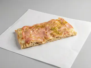 Mozzarella, mortadella e pistacchio