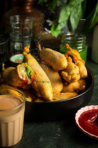 07. Mirchi vada 