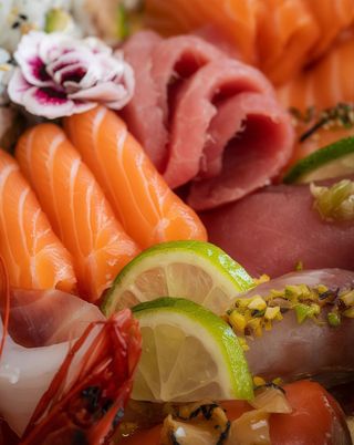 S77. Sashimi Mix 9 pezzi