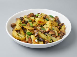 Patate e funghi leggermente piccante