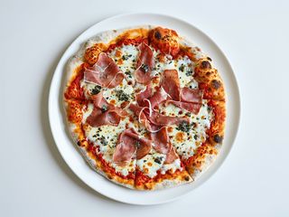 26. Gorgonzola e speck