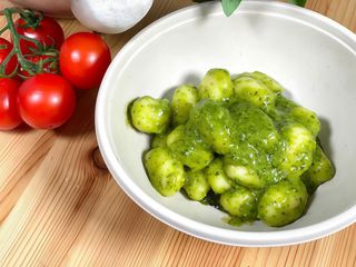 Gnocchi al pesto