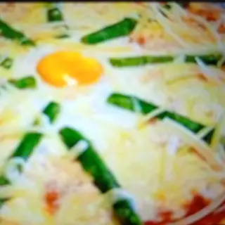 Asparagi e uovo sbattuto