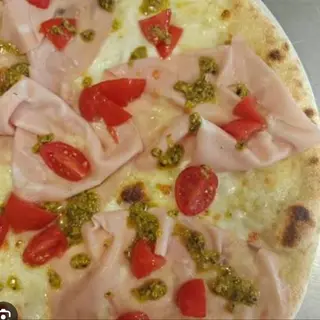 Mortadella e pomodori ciliegini