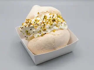 Meringa con panna montata: farcita al momento
