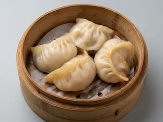 Ravioli di carne al vapore - 4 pezzi