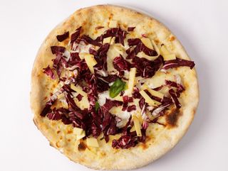 Pizza  tonda trevisana