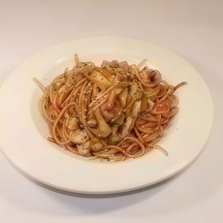 35. Spaghetti con pollo e verdure