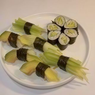 118. Sushi vegetariano