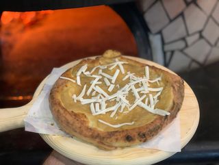 Montanara con cipolla