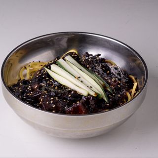Jjajangmyeon