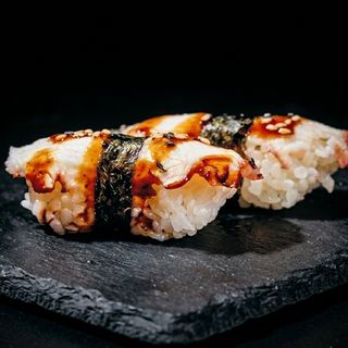 34 Nigiri tako - 2 pezzi