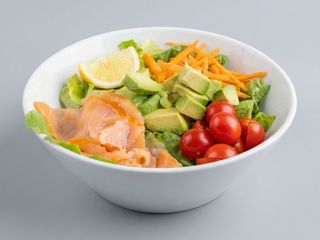 Insalatona di salmone