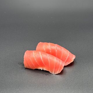 102   Maguro - 2 pezzi