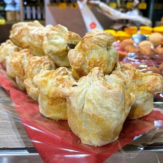 Fagottino Di Sfoglia Con Funghi E Formaggio Asiago - 1 Pezzo