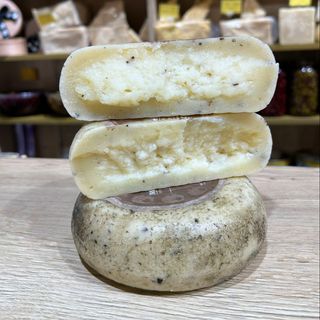 Pecorino affinato in grotta al Tartufo 200 G