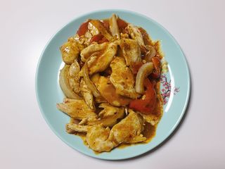 B16 Pollo thailandese