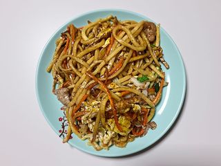 30 Pasta saltata con vitello