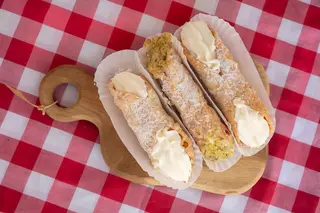 Cannolo allo zabajone