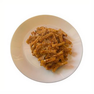Pasta con sugo di pesce 