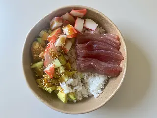 S101 Poke pesce misto 