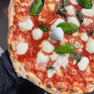 Pizza a portafoglio - Bufala Dop