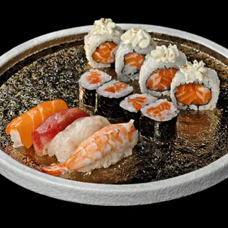 104 Sushi misto 12 pezzi