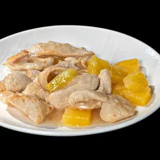 55 POLLO CON ANANAS
