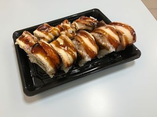 29. Uramaki dragon roll - 8 pezzi