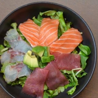 Sashimi Salad