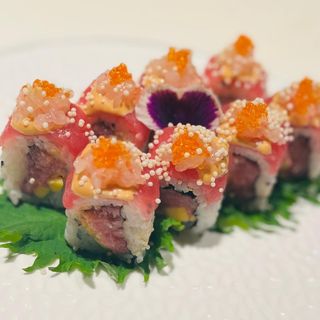 Tuna Tropical roll