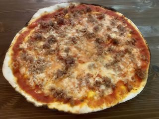 Margherita con salsiccia 