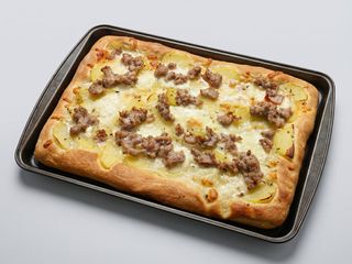 Patate e salsiccia  teglia intera