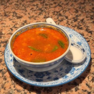 Zuppa thailandese
