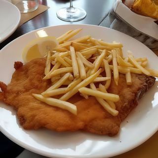 Orecchia d’elefante con patatine