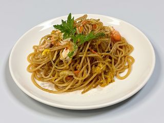 040. SPAGHETTI CON GAMBERI 