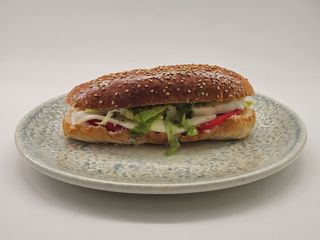 Sandwich pomodoro e mozzarella