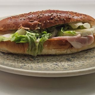 Sandwich mozzarella, e prosciutto