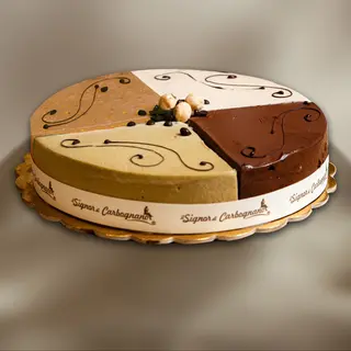 Torta gelato quattro gusti (Nocciola, Caffè, Pistacchio e Cioccolato) 1kg circa