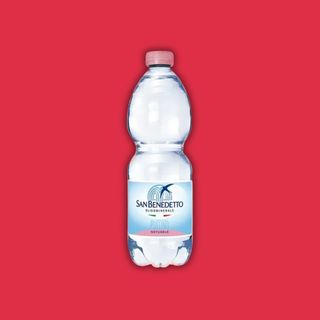 Acqua naturale
