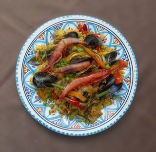 Paella valenciana