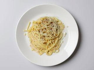 Spaghetti cacio e pepe