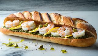 Panino gamberi rossi e pesto di pistacchio