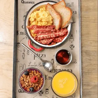 American breakfast