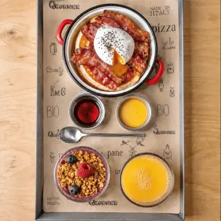 Eggs benedict bliss