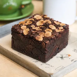 Brownie con Frutta Secca