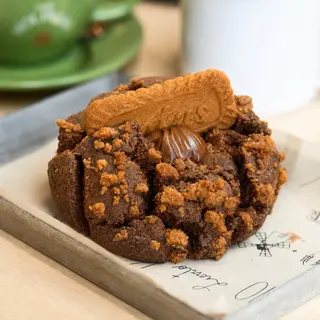 Salted Caramel Chocolate Cookie