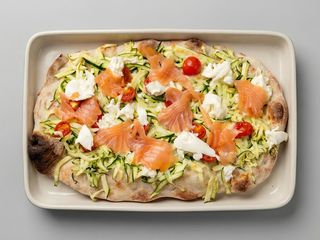 Pinsa zucchine e pacchino